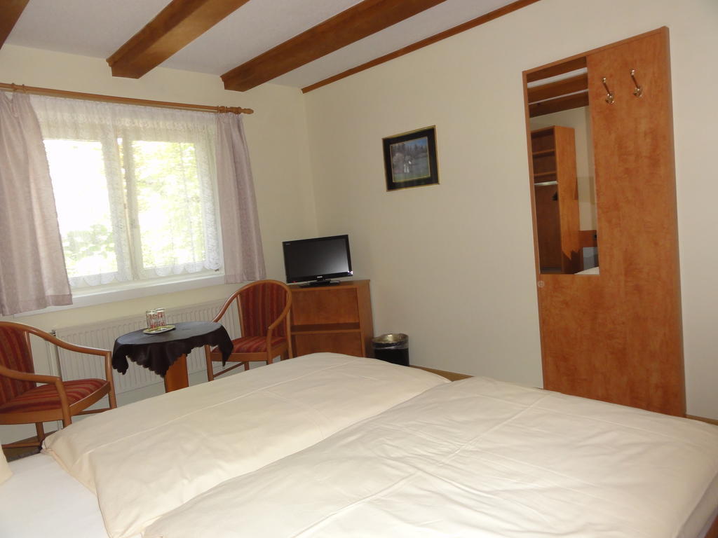 Hotel Garni Melchendorf Ερφούρτη Εξωτερικό φωτογραφία